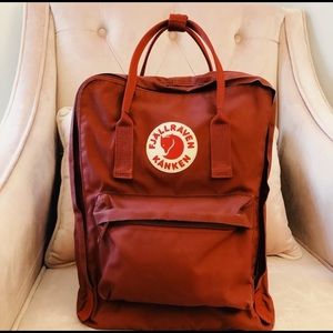 FJALLRAVEN Kanken maroon